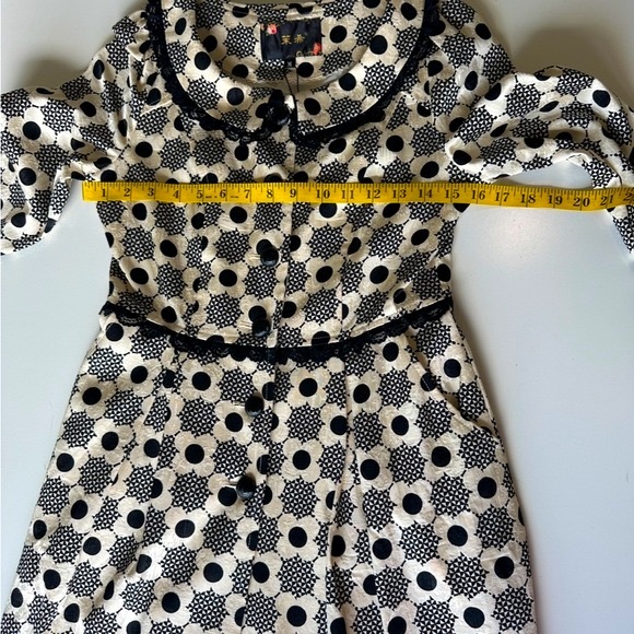 One of a kind spring coat floral cute imported ivory black lace details XS - Picture 12 of 15